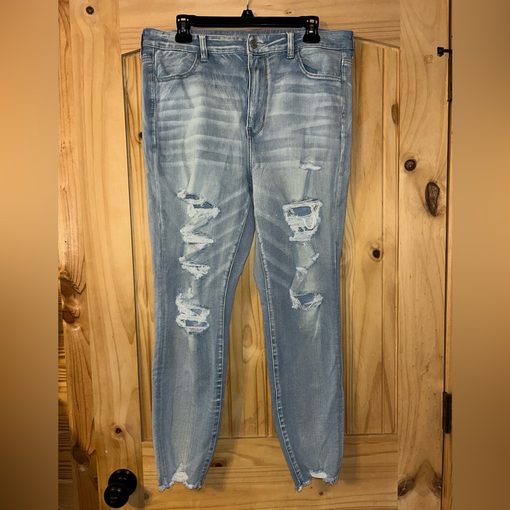 American Eagle Skinny Distressed Jeans